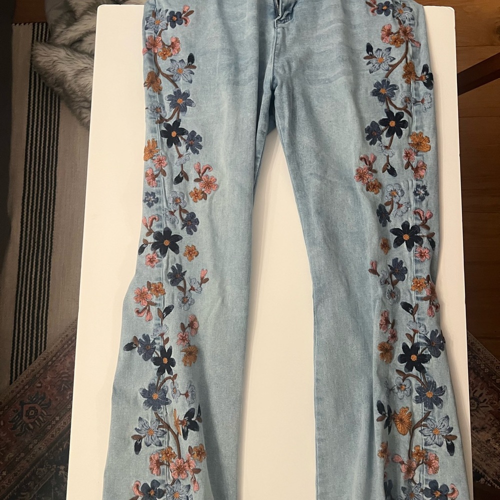 Floral Embroidered Jeans